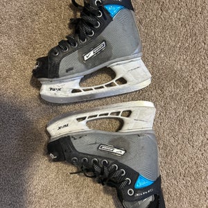 Used Bauer Supreme Elite Youth 13.0 Ice Skates Ice Hockey Skates