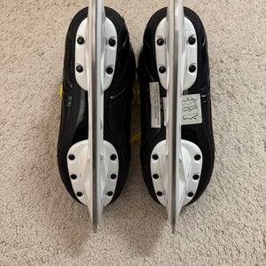 2021 Bauer Regular Width   13 (New) Vapor VOLT Hockey Skates