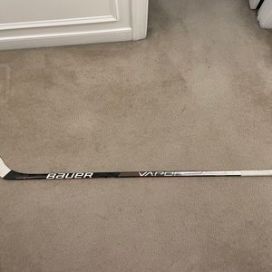 Bauer Vapor Hyperlite Right Handed P28
