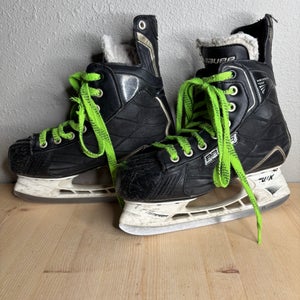Intermediate Bauer Nexus 400 Hockey Skates Regular Width Size 5 (Used)