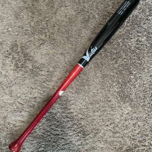 Lot of 2 34" Baseball Bats