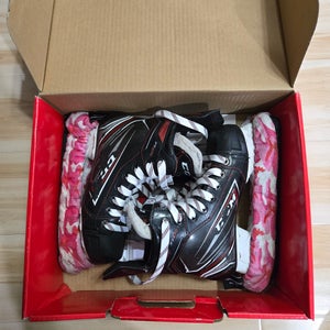 CCM JetSpeed FT470 Hockey Skates Regular Width Size 2.5 (Used)