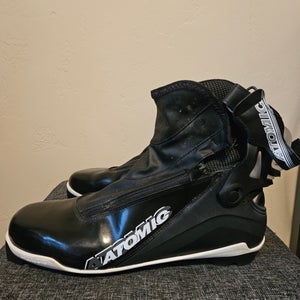 Skate Size 13 Atomic Cross Country Ski Boots (Used)