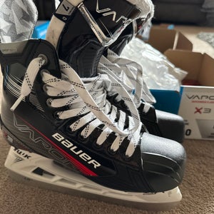 Bauer Vapor X3 Hockey Skates Regular Width 7 (Used)