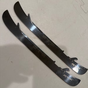 Bauer 263 mm (Used) Fly-Ti Steel Runners - Zuperior Profile