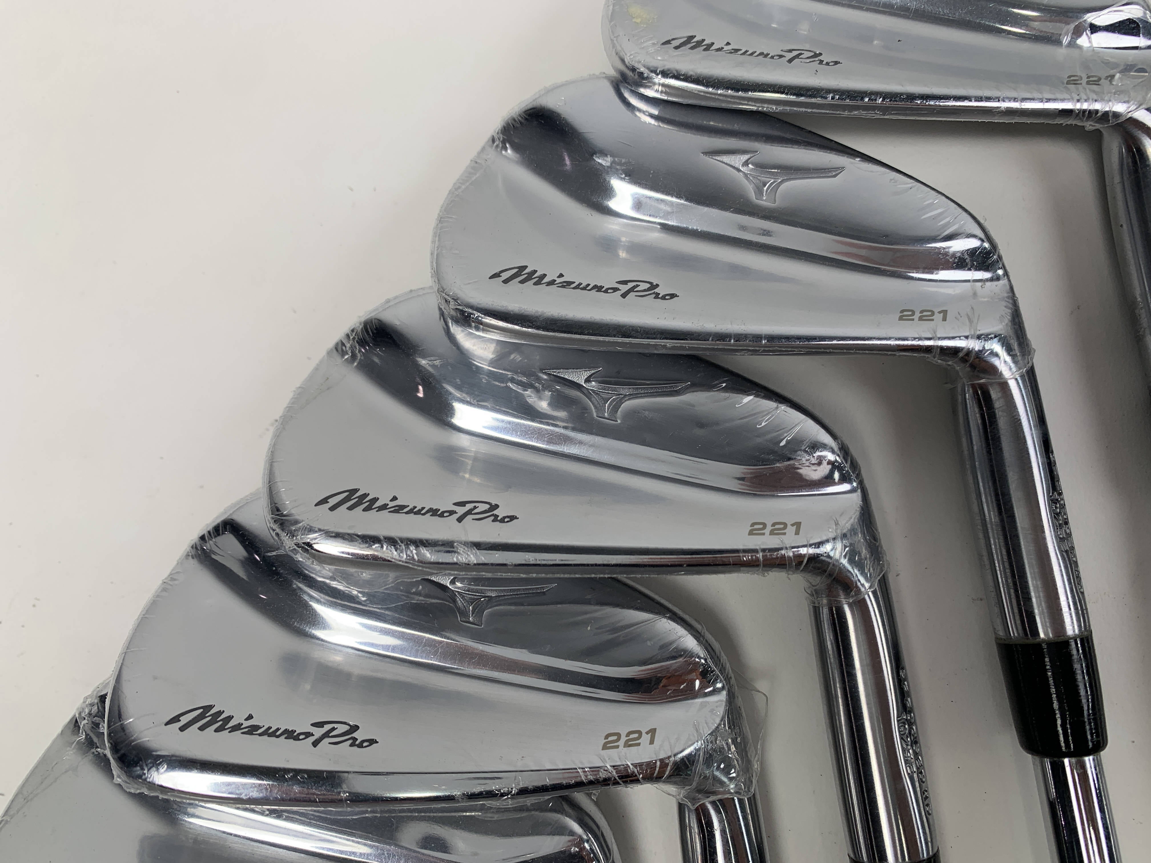 Mizuno Pro 221アイアン5-P ツアーイシューx100