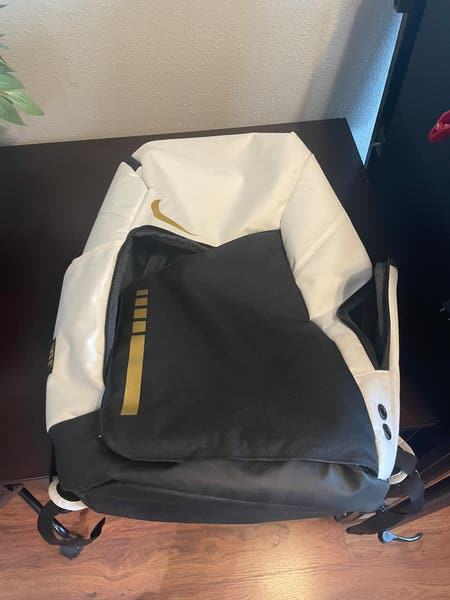 nike air backpack women& 39 Nike Brasilia Mesh Backpack