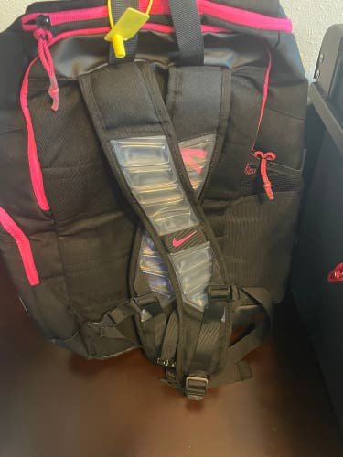 NIKE HOOPS ELITE BACKPACK BLACK/PURPLE 32L