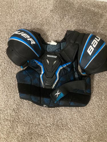 XL Bauer  (Used) bauer x Shoulder Pads