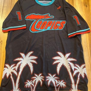 Tropics Shooter Shirt