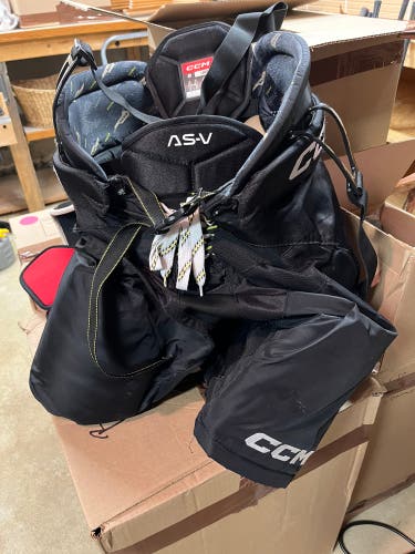 Senior CCM Used AS-V Hockey Pants