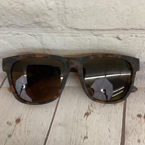 Goodr Unisex Vincents Hellhound Hallucination Polarized Sunglasses Brown Lens