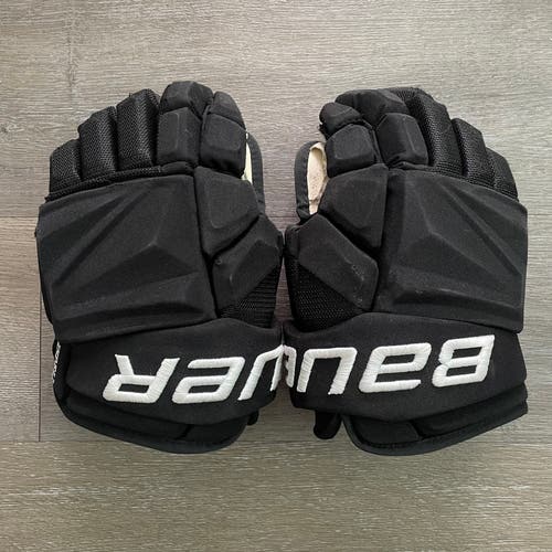 Pro Stock Dallas Stars Bauer Vapor Hyperlite Gloves 14” Lindell