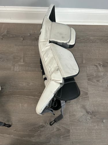 Warrior (Used) Ritual g6 Goalie Leg Pads