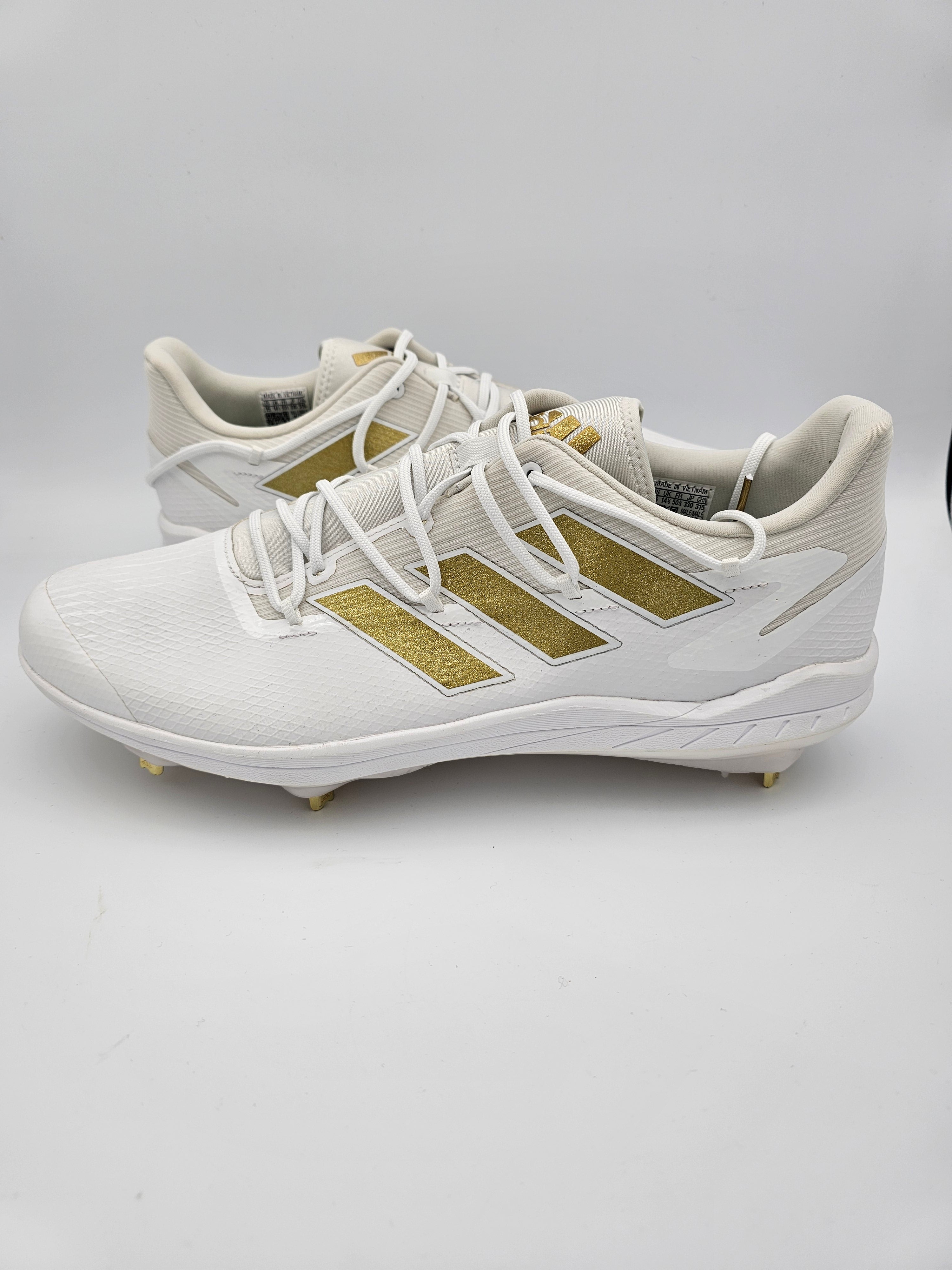 mens baseball cleats size 15