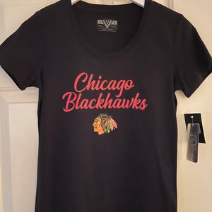Chicago Blackhawks T-shirt Black Small Women's Levelwear Shirt (New) Official with tags