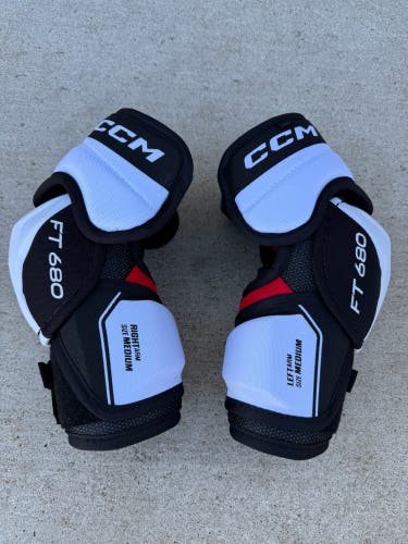Senior CCM (Used) Jetspeed FT680 Elbow Pads