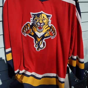 Red XL Adult Unisex CCM Panthers Jersey (Used)