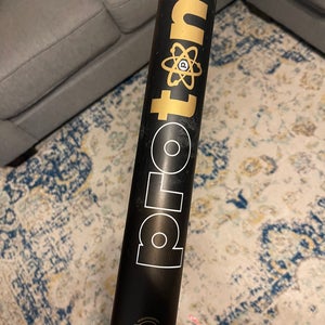 Proton Series 2 Composite 27 oz 34" (Used) Bat
