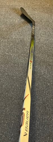 New Senior Bauer Vapor Hyperlite 2! P28 70 LH