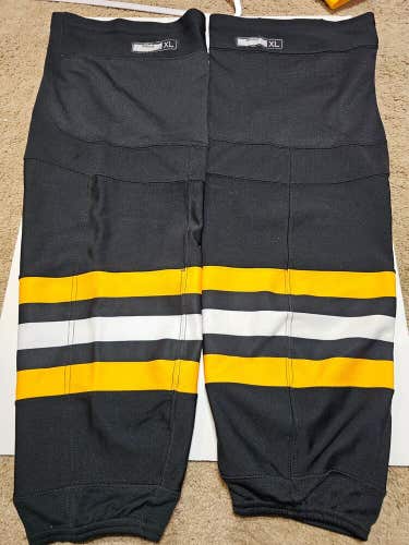 Mint PITTSBURGH PENGUINS Black w/Yellow REEBOK Pro Hockey Game Socks XL