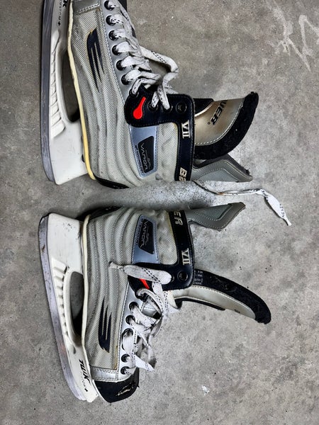 Bauer 8 (Used) Hockey Skates