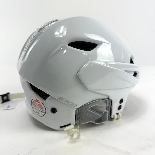 blackhawks motorcycle helmet Zephyr Chicago Rink Element Knit Hat CBH Shop Mini Helmet Size New Chicago Blackhawks Easton E700