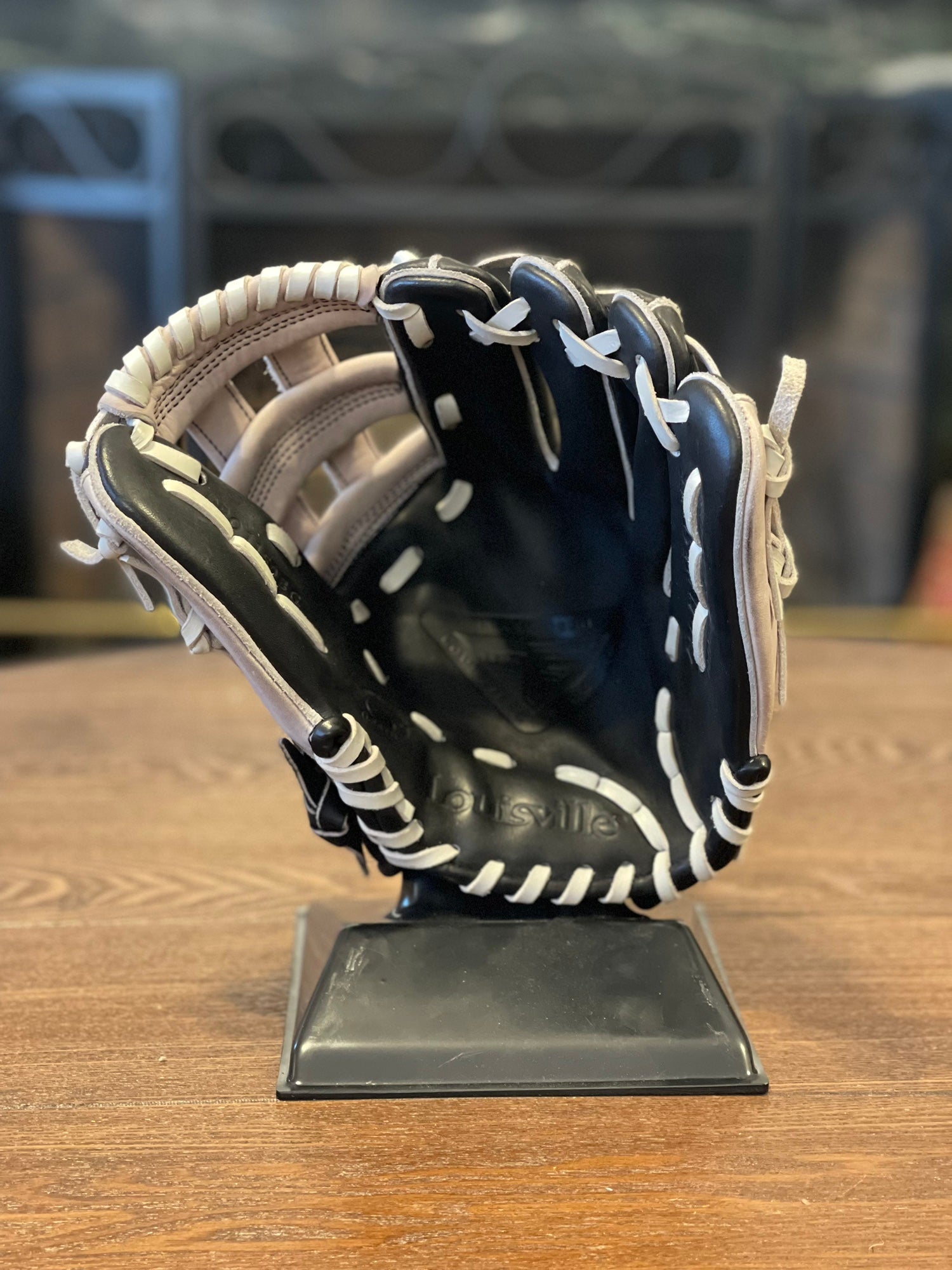 Louisville Slugger TPX Flare PRO1150BG 11.50” New Horween