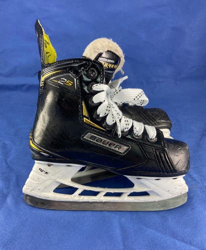 Bauer Supreme 2S Hockey Skates 12Y