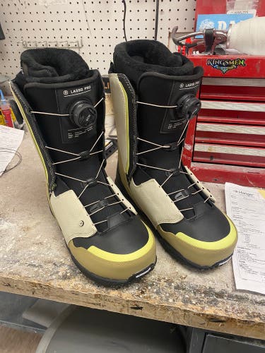 Men's Size M 11.5 (W 12.5) Ride All Mountain (Used) Lasso Pro Snowboard Boots