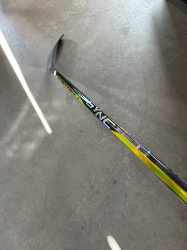 NCAA P92 102 Flex Senior Bauer Left Hand Pro Stock (New) Nexus Sync Hockey Stick