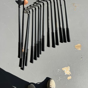 Men's 2015  Right Handed Regular Flex 15 Pieces (Used) Clubs (Full Set)