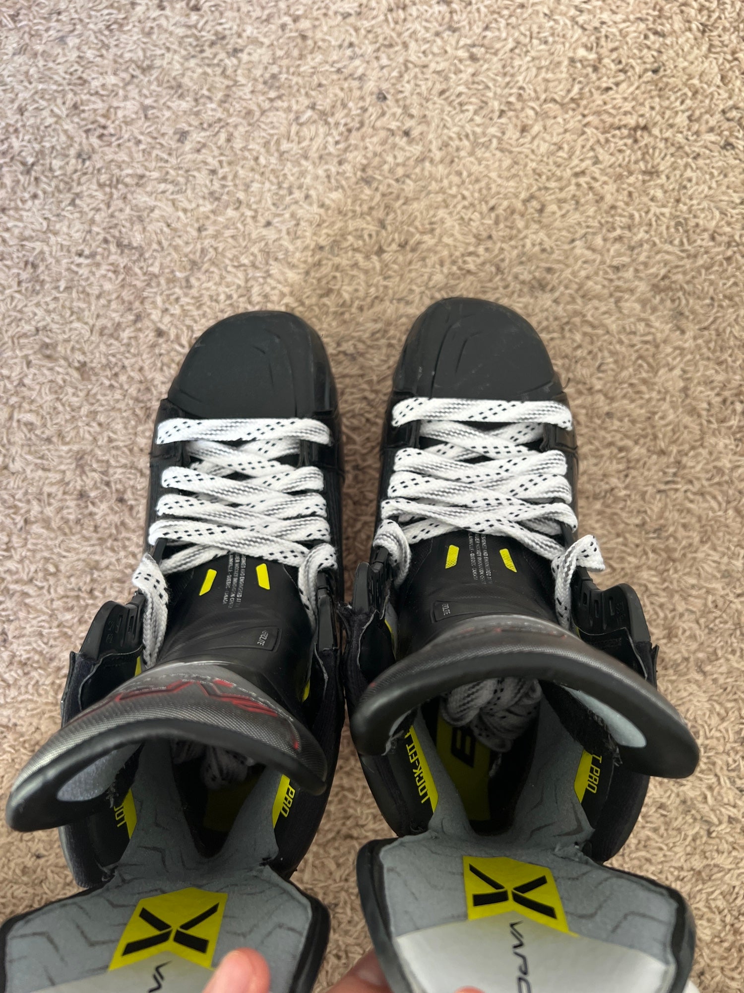 Bauer 6.5 Fit 3 Vapor Hyperlite 2 Hockey Skates | SidelineSwap 