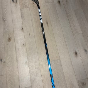 Senior Bauer Left Hand 77 Flex P28 Pro Stock Team Nexus Hockey Stick