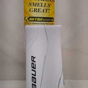 Used Bauer GSX Size Int Reg (Rt Hand) White Ice Hockey Goalie Blocker