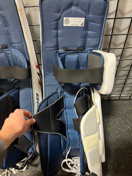 Like New Bauer Supreme S27 Senior Medium Goalie Leg Pads