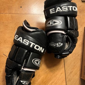 Easton hockey gloves . Sr . Size 14
