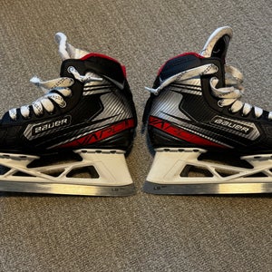 Bauer Vapor X2.7 Hockey Goalie Skates Regular Width Size 5 (Used)