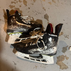 Used Bauer Hyperlite Skate 6.5D