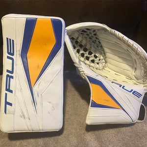 Jordan Binnington Winter Classic Pro True Glove and Blocker