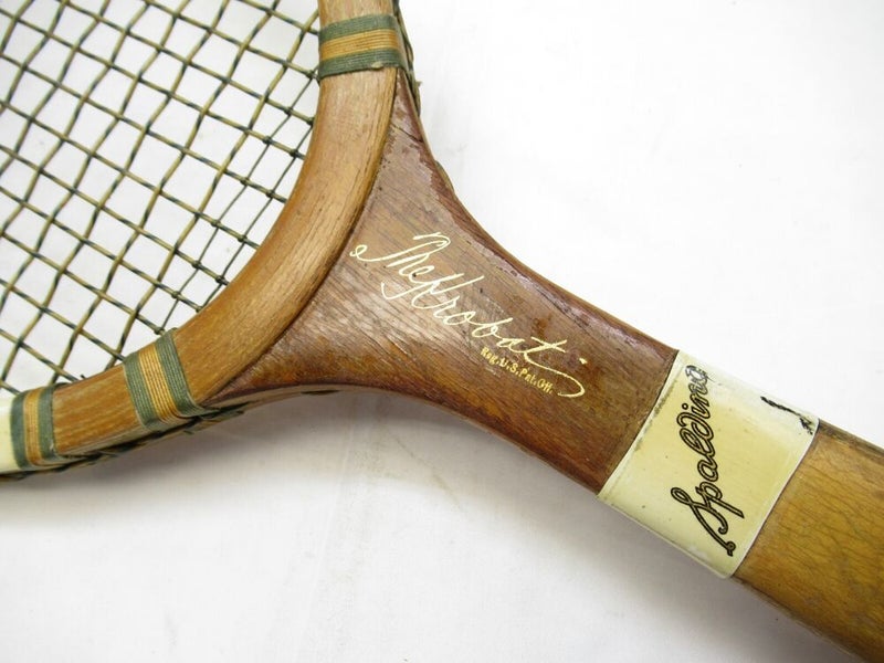 VINTAGE A.G. SPALDING "THE KRO-BAT" WOODEN TENNIS RACQUET. ANTIQUE / DISPLAY