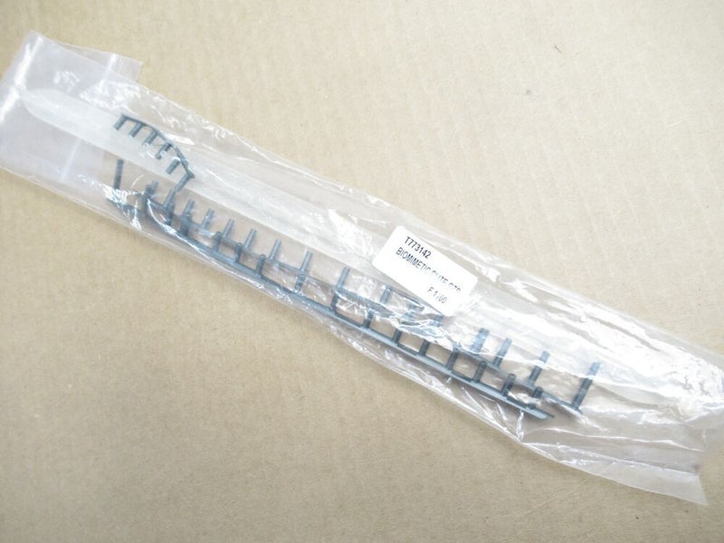 BUMPERGUARD / GROMMET SET: DUNLOP BIOMIMETIC ELITE GTS SQUASH. #773142