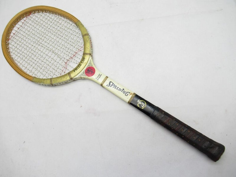 VTG SPALDING "PANCHO GONZALES PRIZE CUP" WOOD TENNIS RACQUET. ANTIQUE / DISPLAY