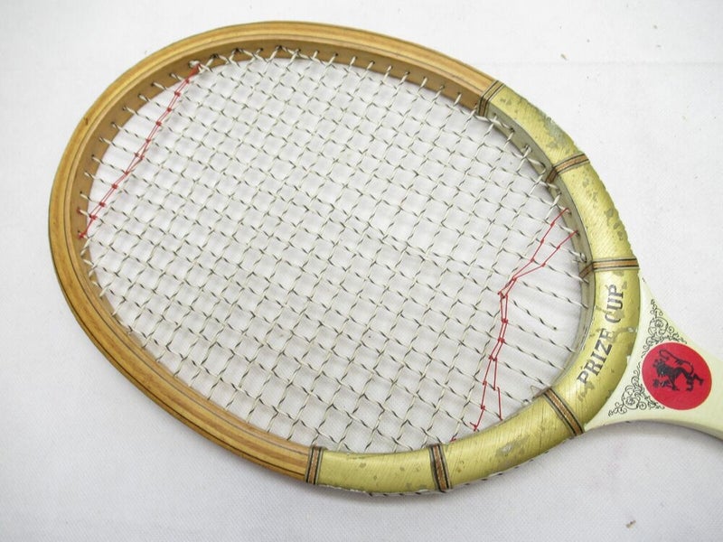 VTG SPALDING "PANCHO GONZALES PRIZE CUP" WOOD TENNIS RACQUET. ANTIQUE / DISPLAY