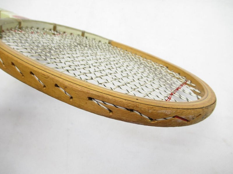 VTG SPALDING "PANCHO GONZALES PRIZE CUP" WOOD TENNIS RACQUET. ANTIQUE / DISPLAY
