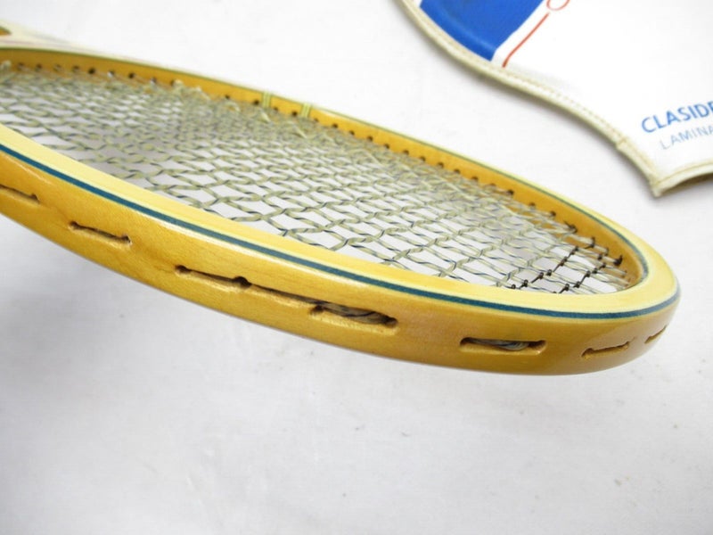 VINTAGE VICTOR/TAD DAVIS "CLASSIC" WOODEN TENNIS RACQUET. ANTIQUE / DISPLAY