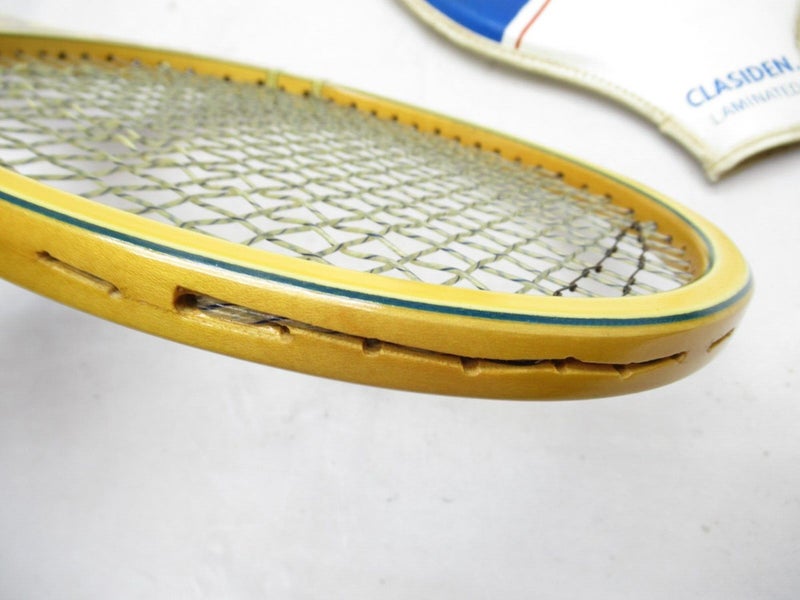 VINTAGE VICTOR/TAD DAVIS "CLASSIC" WOODEN TENNIS RACQUET. ANTIQUE / DISPLAY