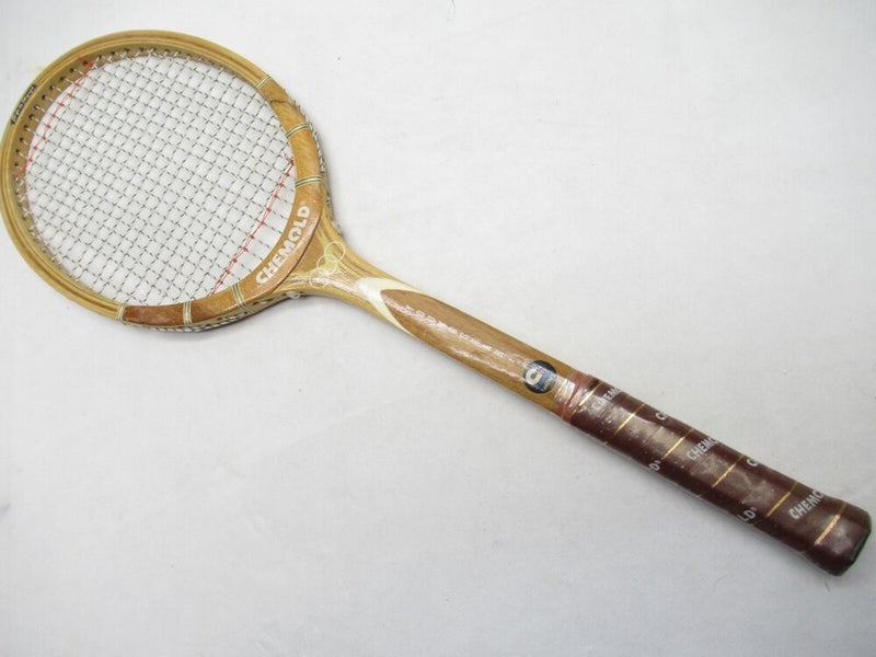 *NOS* VINTAGE CHEMOLD "YOUNGSTAR" 26" WOODEN TENNIS RACQUET (4 3/8). PRESTRUNG
