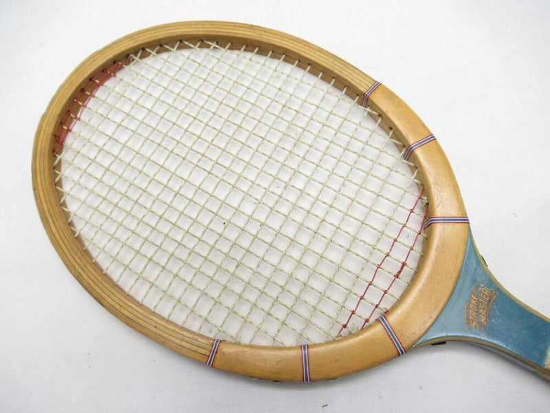 VTG HARRY C. LEE CO. "STROKE MASTER" WOODEN TENNIS RACQUET. ANTIQUE / DISPLAY