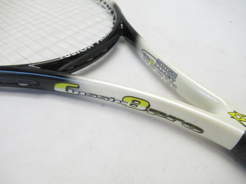 VOLKL CLASSIC 8 PRO TENNIS RACQUET (4 3/8) LONG TERM STORAGE. WELL PRESERVED